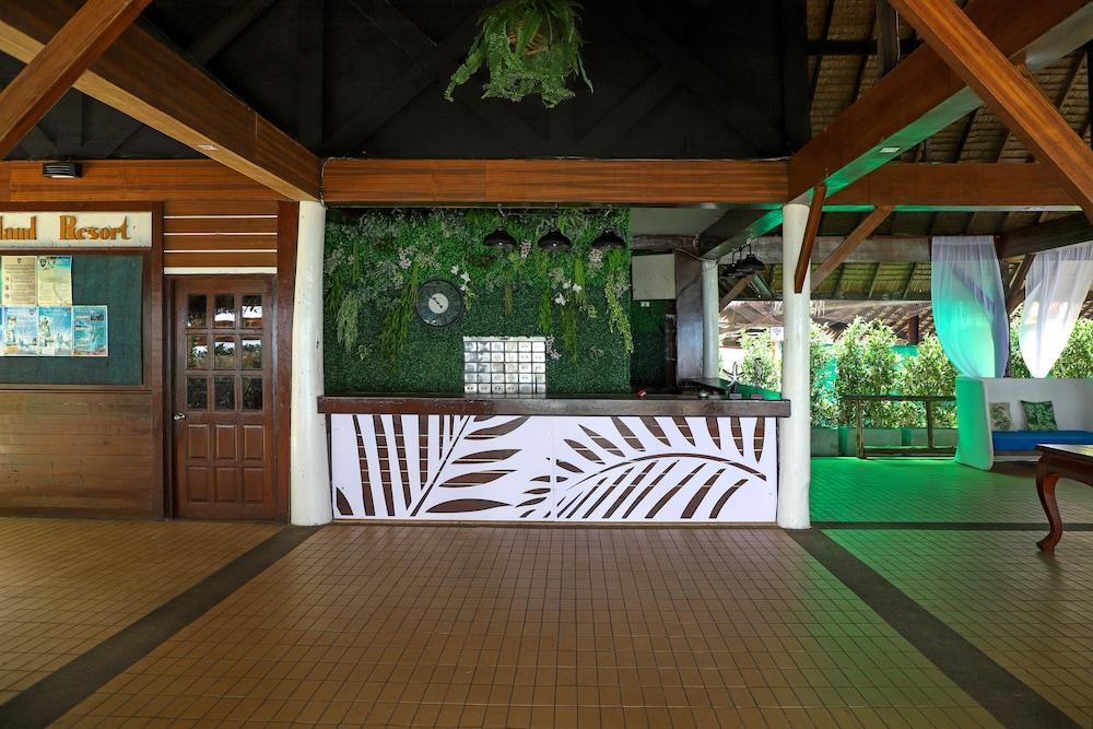 Phuket Coral Island Resort מראה חיצוני תמונה