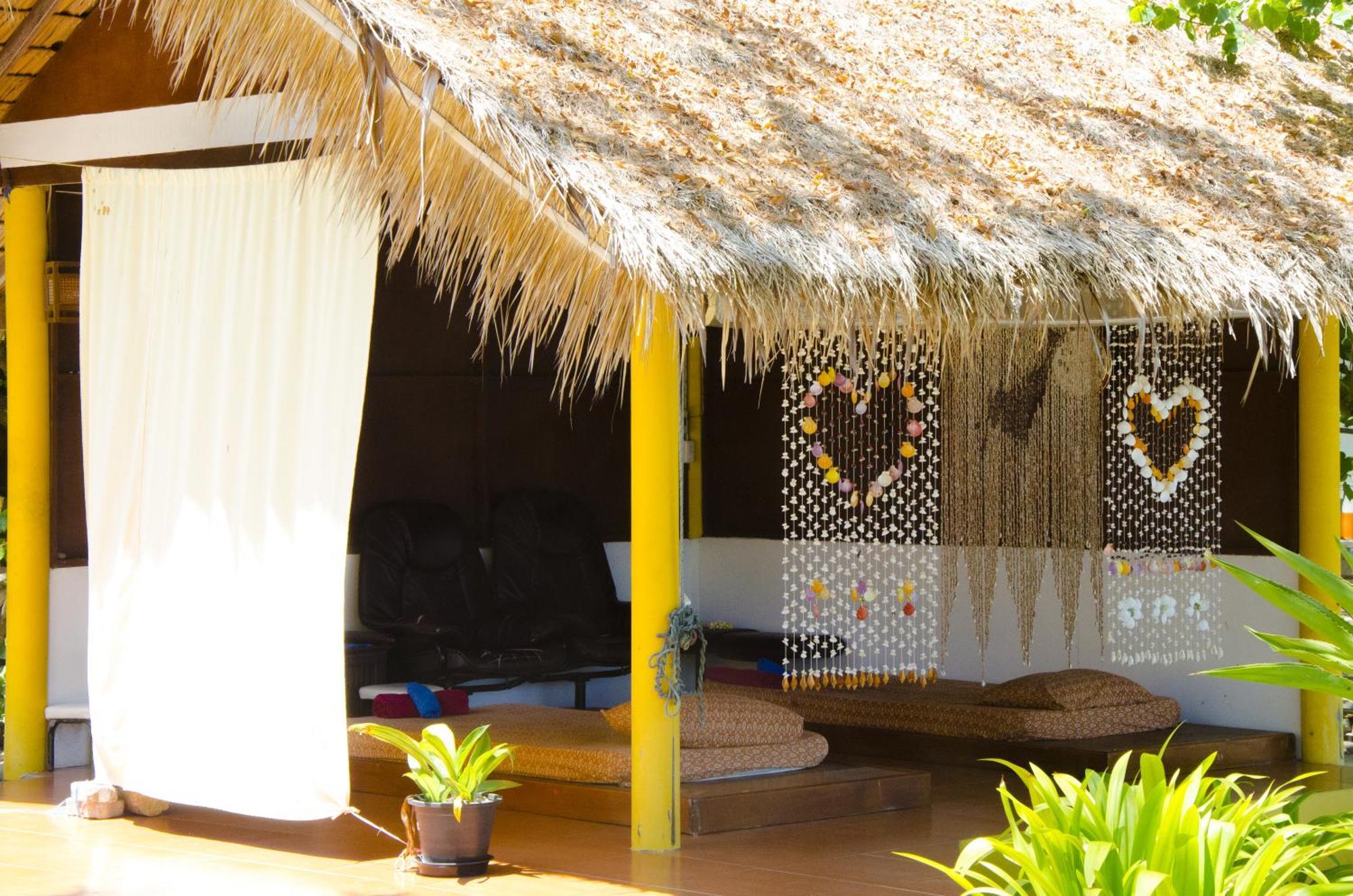 Phuket Coral Island Resort מראה חיצוני תמונה