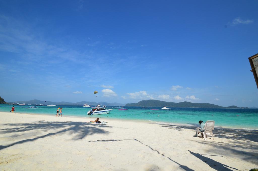 Phuket Coral Island Resort מראה חיצוני תמונה