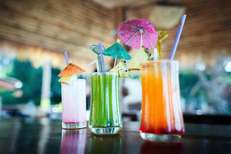 Phuket Coral Island Resort מראה חיצוני תמונה